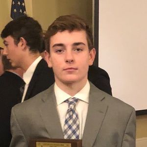 Meet your Posher, Dennis